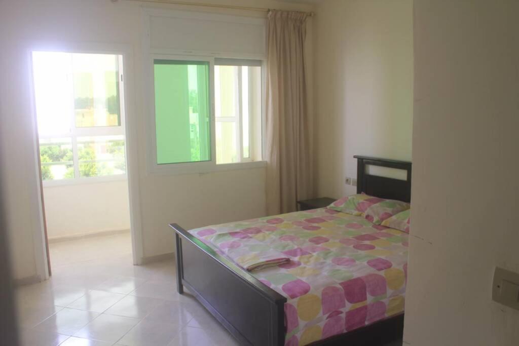 Charmant Appartement Marocain Au Coeur De Saïdia Luaran gambar